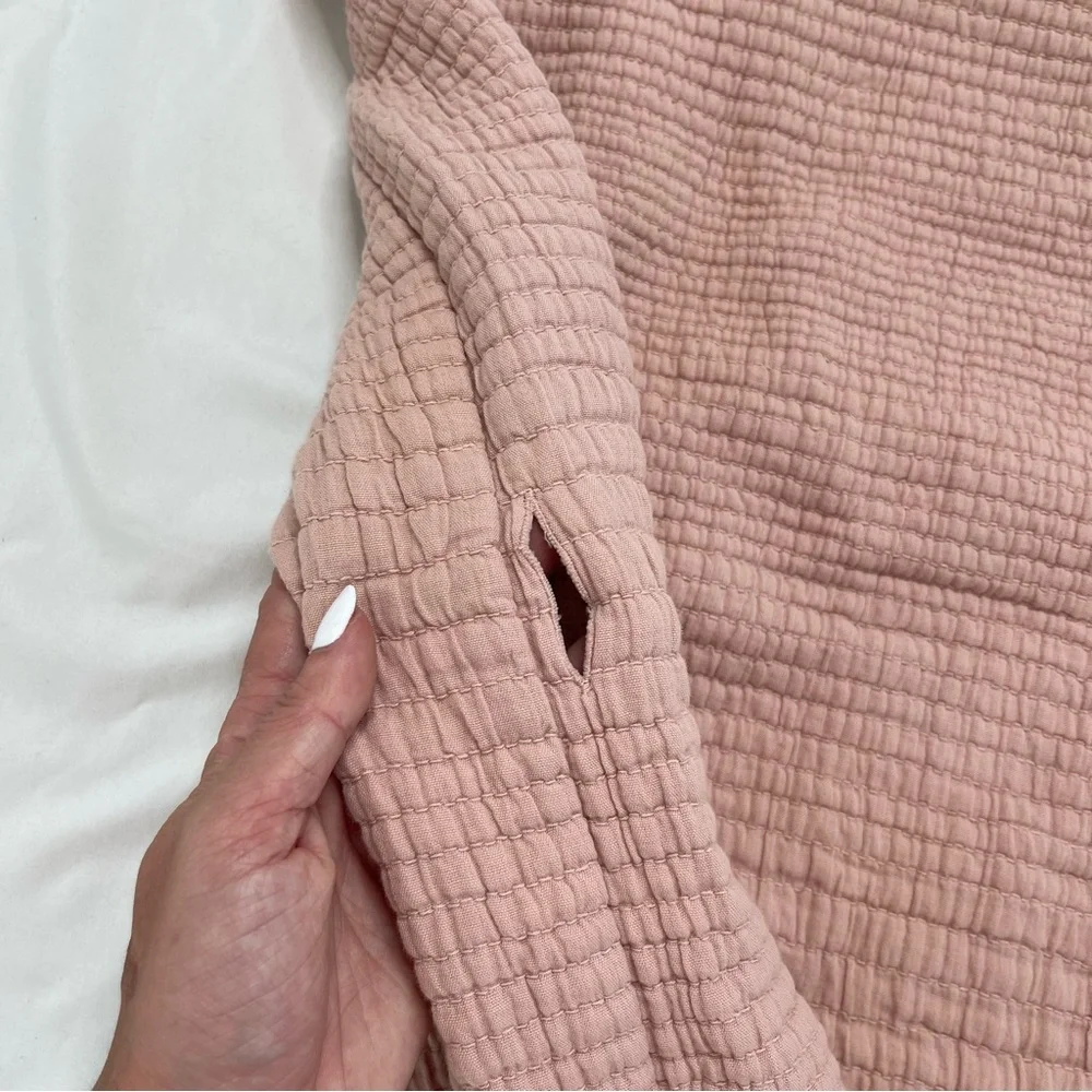 West Elm x Pottery Barn Kids Matelasse Organic Cotton Pink Changing Pad Cover